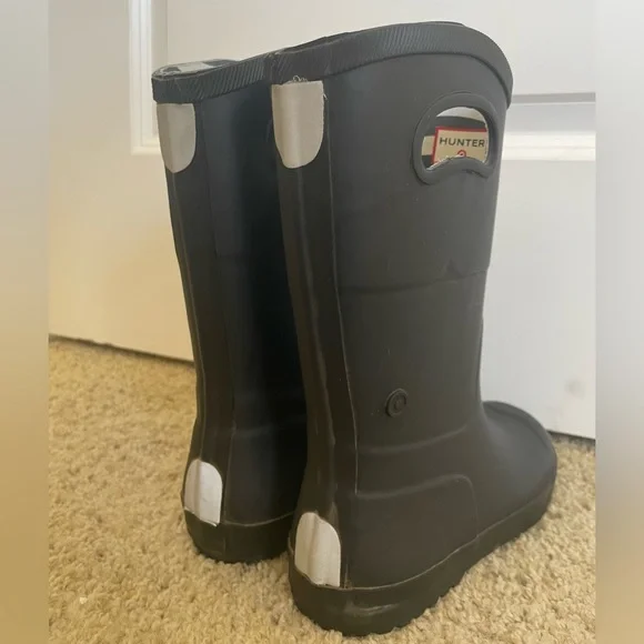 Hunter for Target Exclusive Black Mid Calf Rain Boots (Kids 4, Women’s 5, EU 36) - Picture 3 of 8